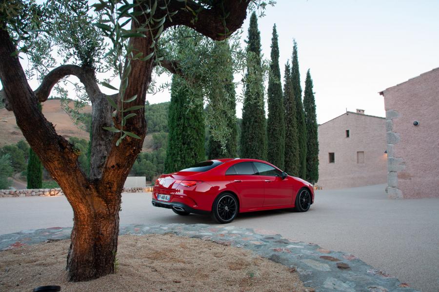  Mercedes-Benz CLA200 AMG Line (C118) 2019 года  (WW) (фото 40 из 42)